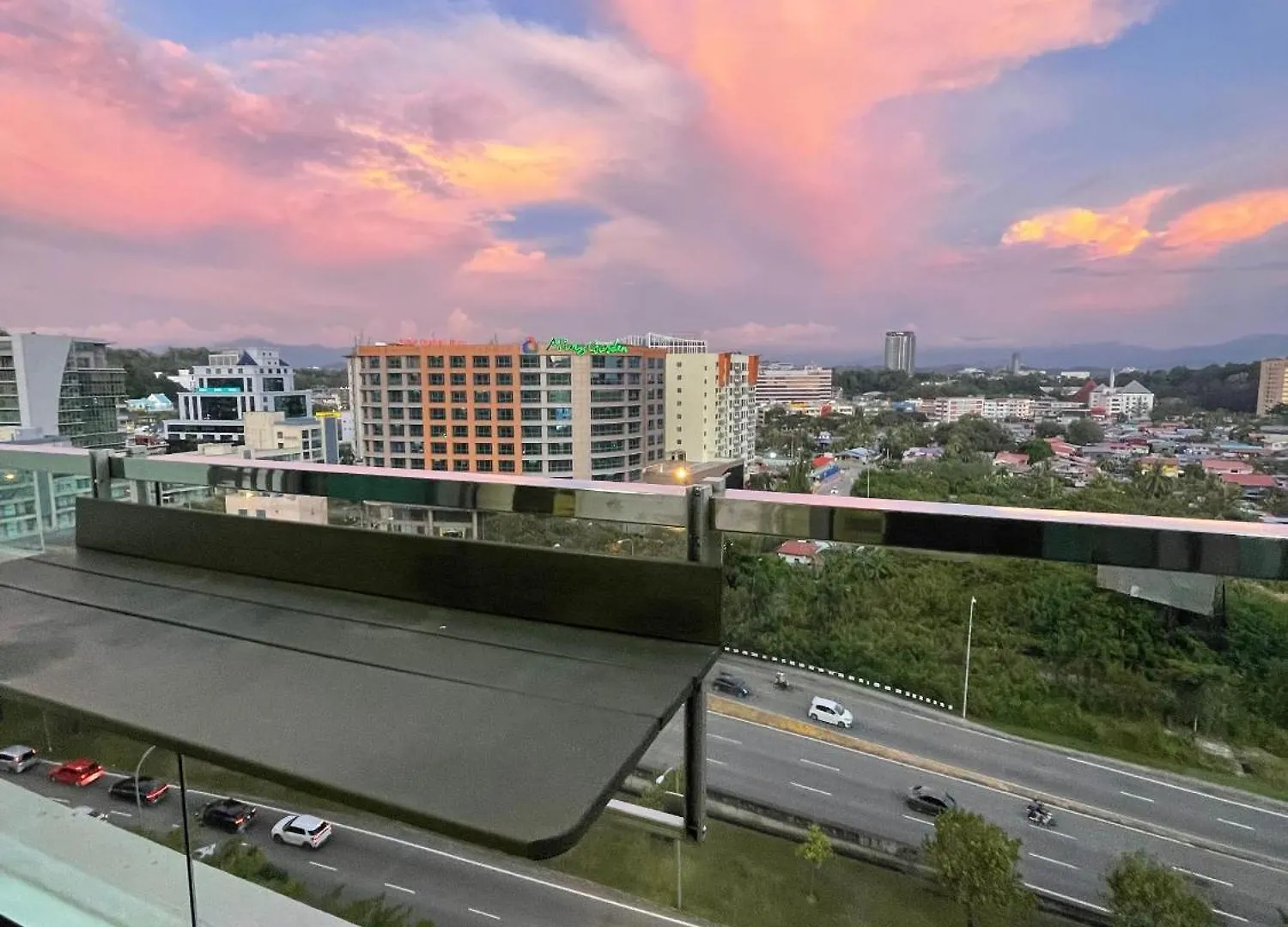 Apartment Stylish 3 Bedroom Cityview Balcony - Imago The Loft - 5-9Pax