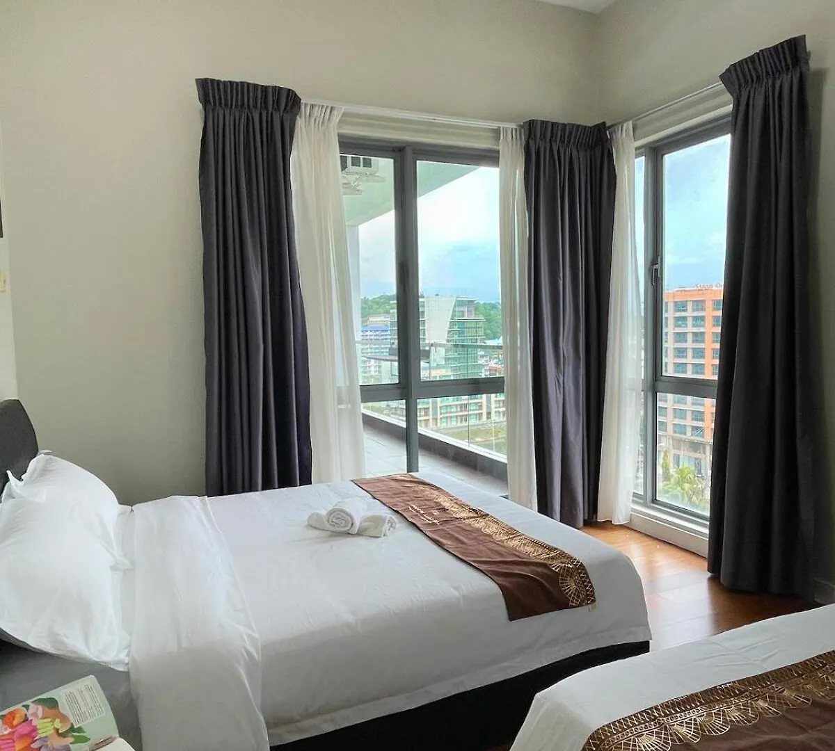 Stylish 3 Bedroom Cityview Balcony - Imago The Loft - 5-9Pax Malaysia