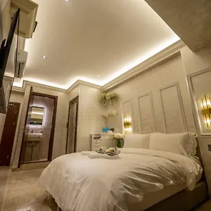 4* Hotel A @ Between Hilton & Cititel